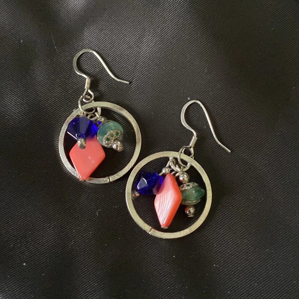 Three Strand Beaded Square Enamel Pendant Earrings set - Picture 3 of 4